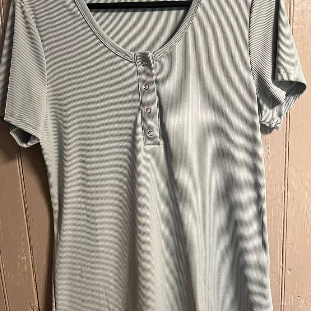 Women's Light Gray Button-Up Top